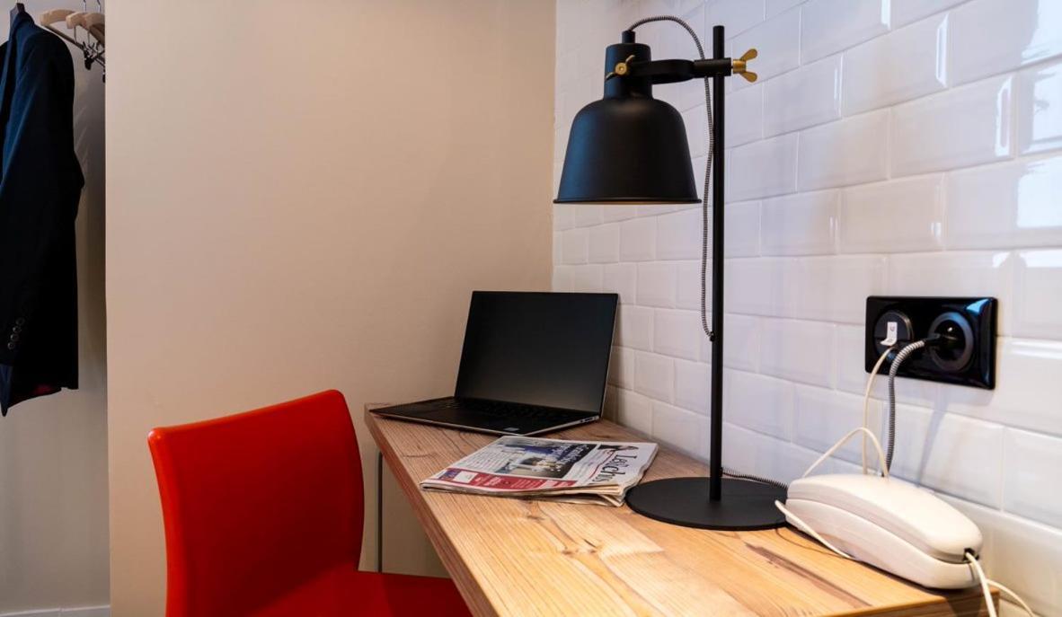 Greet Boulogne Billancourt Paris Hotel Exterior photo