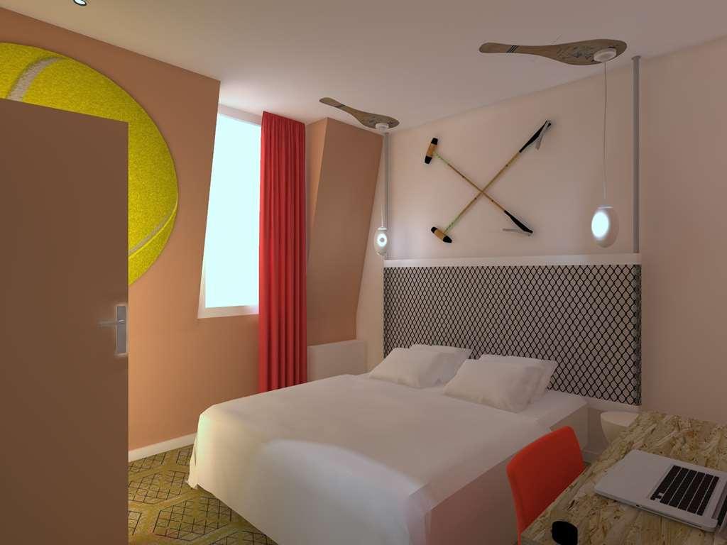 Greet Boulogne Billancourt Paris Hotel Room photo