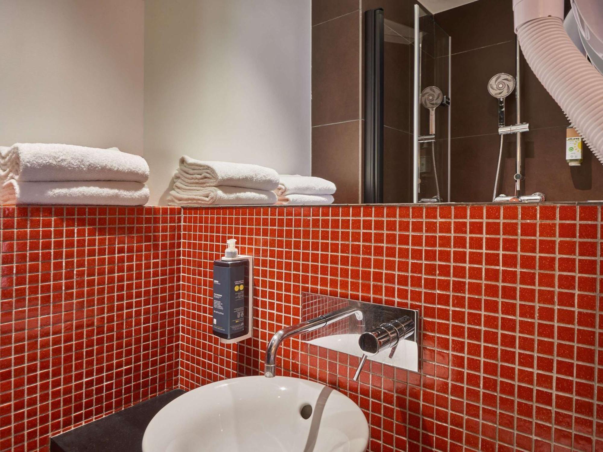 Greet Boulogne Billancourt Paris Hotel Exterior photo
