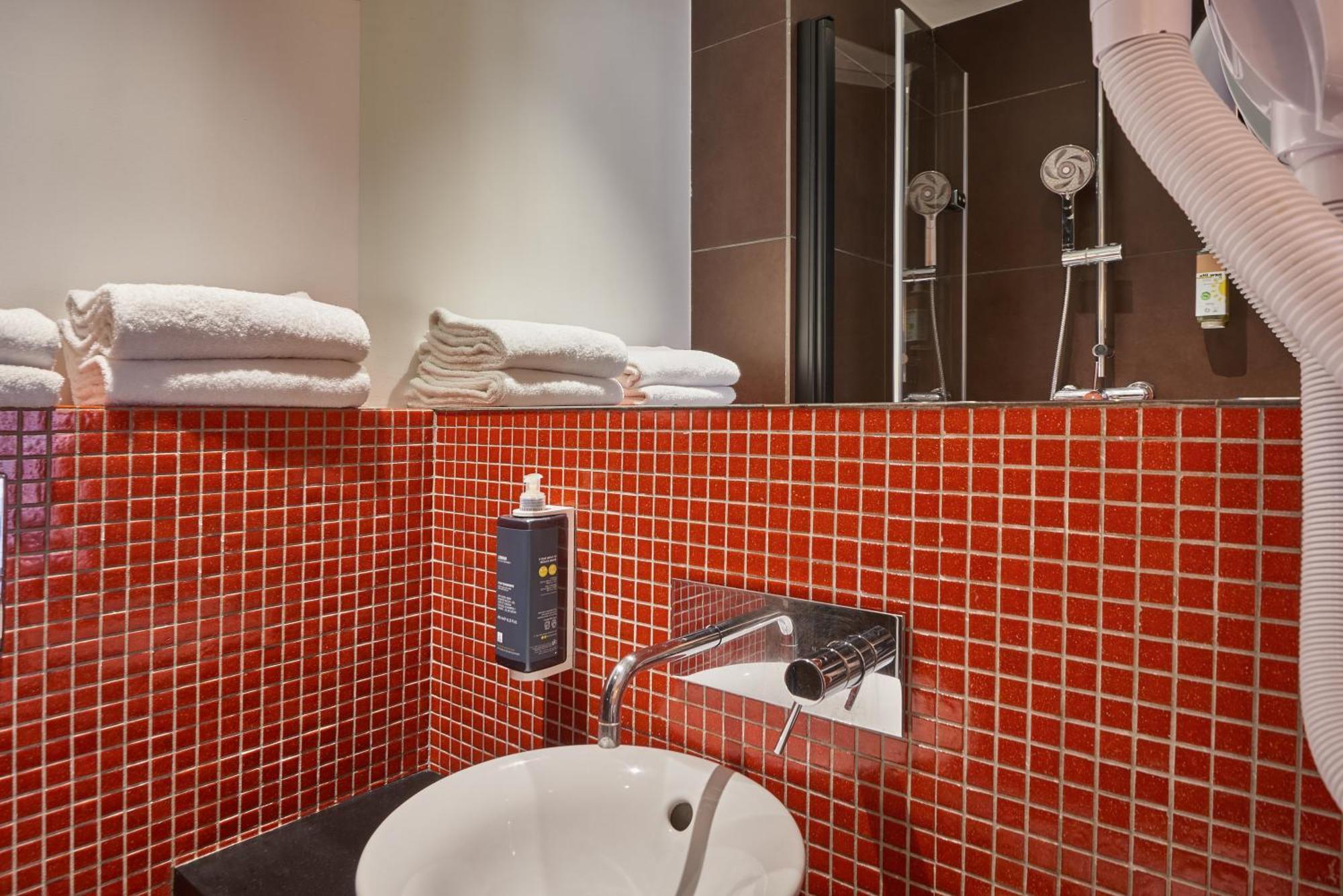 Greet Boulogne Billancourt Paris Hotel Exterior photo